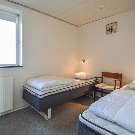 Awesome Home In Bredebro With Kitchen Ballum Extérieur photo