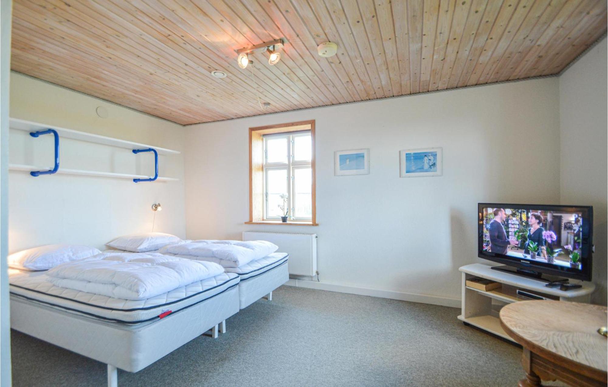 Awesome Home In Bredebro With Kitchen Ballum Extérieur photo